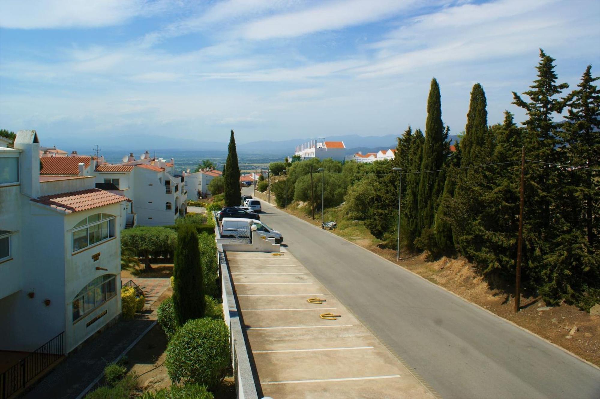 Apartamento En Roses Parking Y Piscina Comunitaria מראה חיצוני תמונה