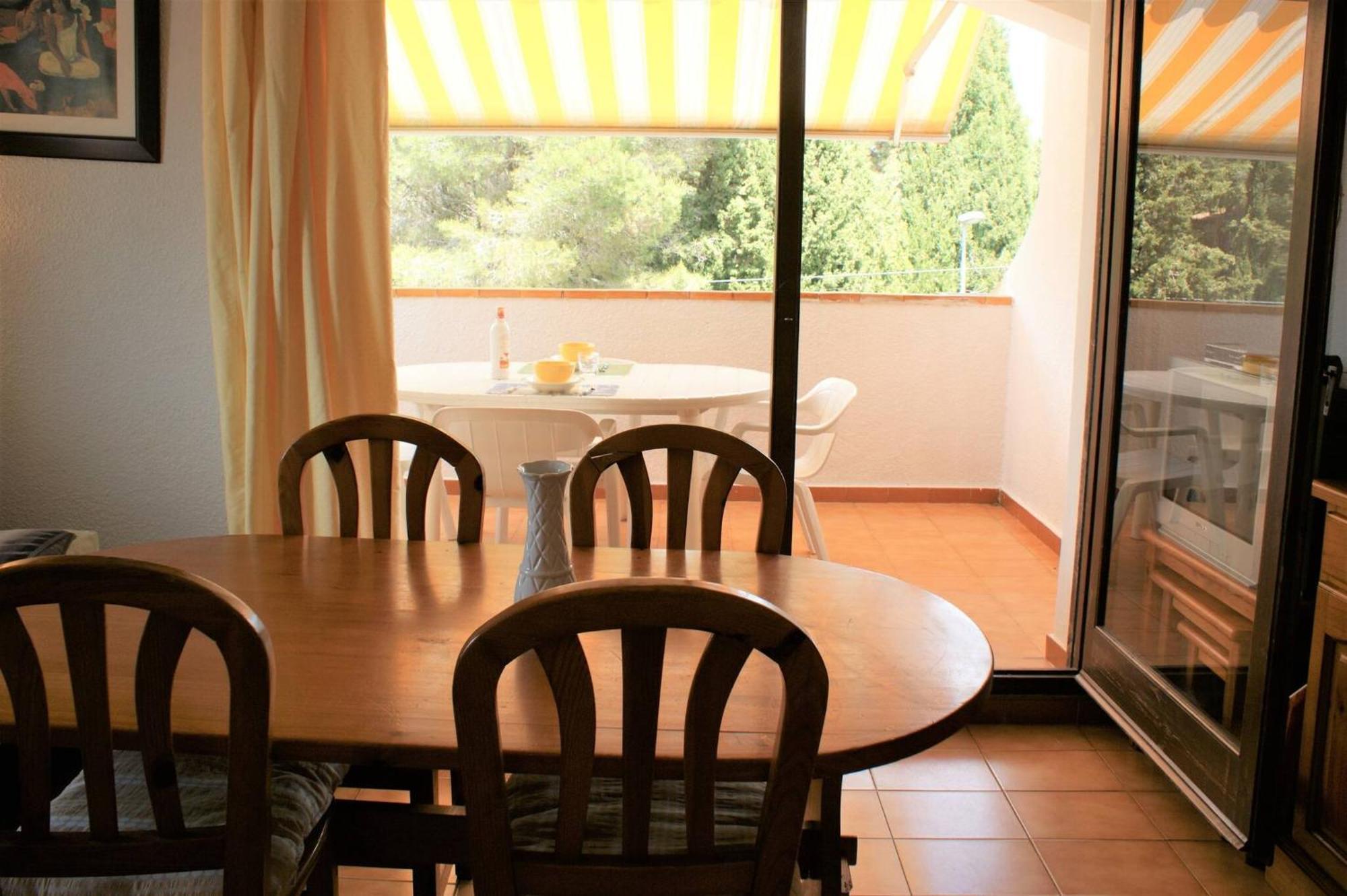 Apartamento En Roses Parking Y Piscina Comunitaria מראה חיצוני תמונה